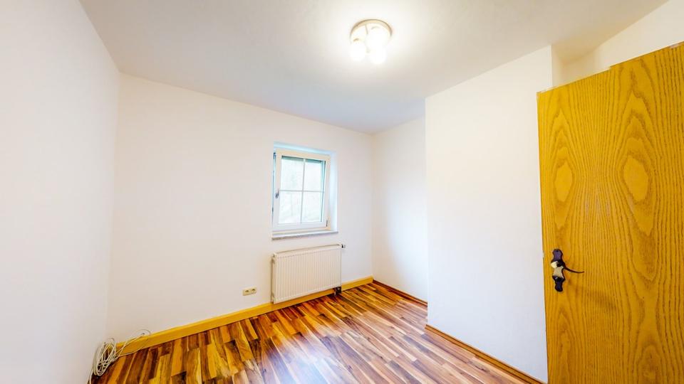 Etagenwohnung Grainet - 2 Zimmer, 45 m&sup2;, 450&euro; | Angebot:26131675