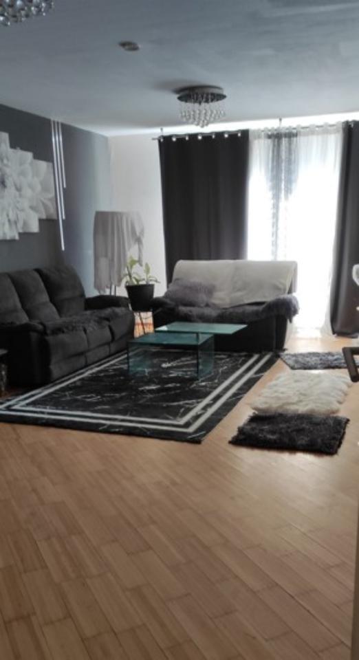 3-Zimmerwohnung, 78m², Balkon, Tiefgarage, 185.000€ von privat