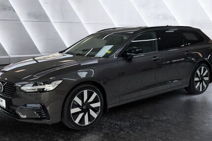 Volvo V90 24.765 km 42.980 &euro; Berlin 10553