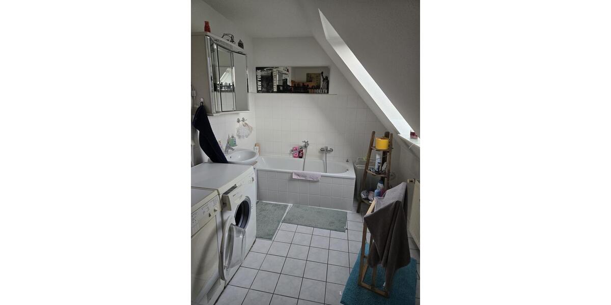 Dachgeschoßwohnung Malchin - 3 Zimmer, 69 m&sup2;, 469&euro; | Angebot:26381214