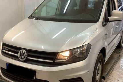 VW Caddy 132.852 km 7.800 &euro; Peutenhausen 86565