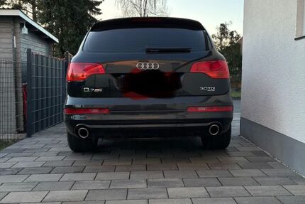 Audi Q7 235.000 km 13.000 &euro; Schlangen 33189