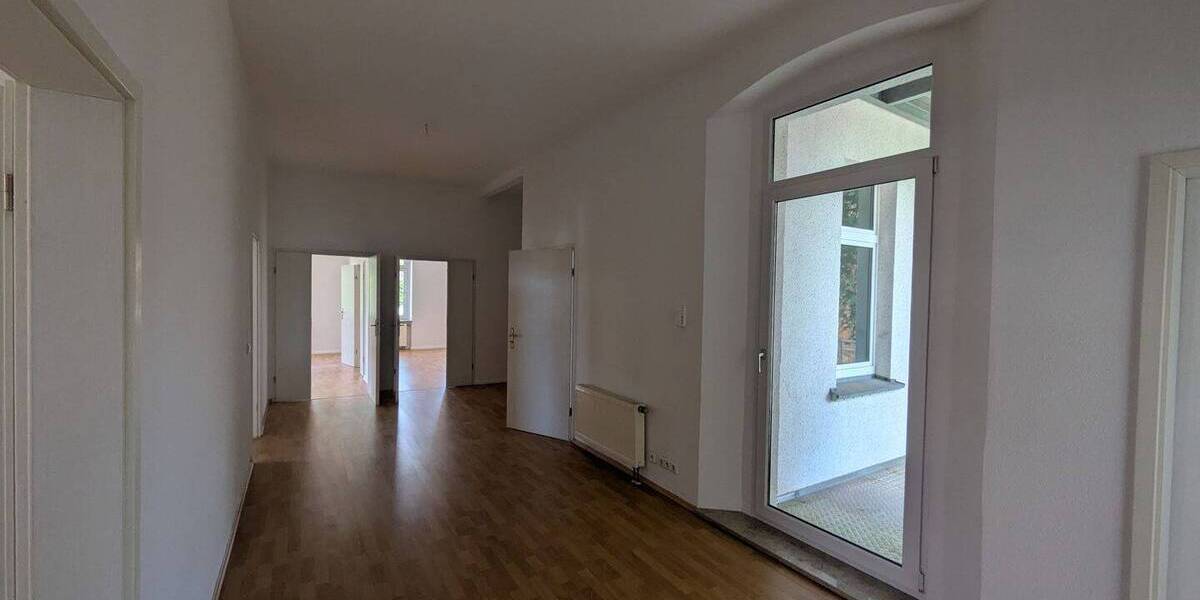 Gewerbeobjekt Gera Innenstadt - 4 Zimmer, 150 m&sup2;, 820&euro; | Angebot:26902495