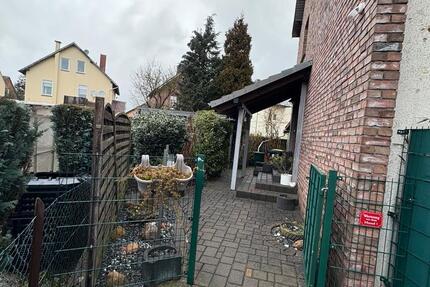 Erdgeschosswohnung, Mehrfamilienhaus 3 zimmer