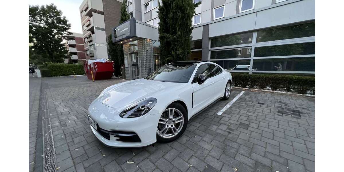 Porsche Panamera 50.000 km 58.000 &euro; Bonn 53117