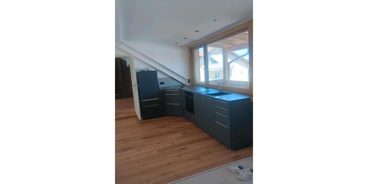 Dachgeschoßwohnung Hutthurm - 2.5 Zimmer, 85 m&sup2;, 740&euro; | Angebot:26378743