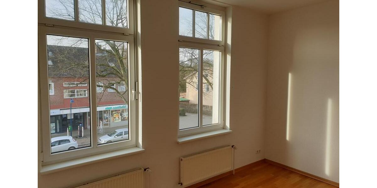 Etagenwohnung Bad Oldesloe - 4 Zimmer, 103 m&sup2;, 1.190&euro; | Angebot:26351439