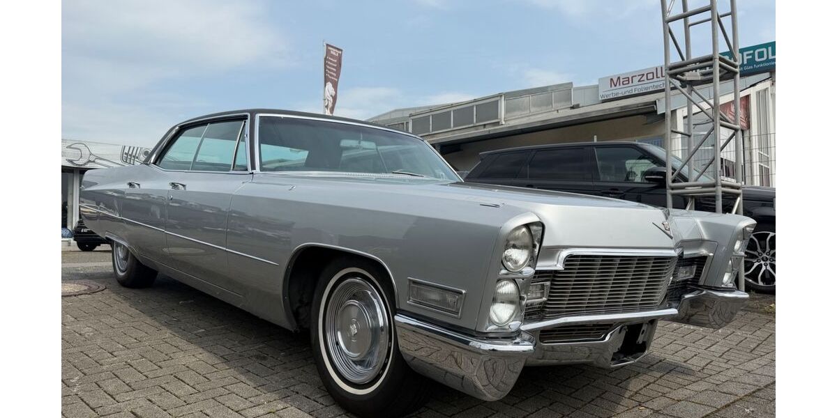 Cadillac Deville 109.000 km 19.999 &euro; Lohmar 53797