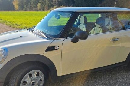 Mini ONE 270.200 km 2.400 &euro; Hebertsfelden 84332