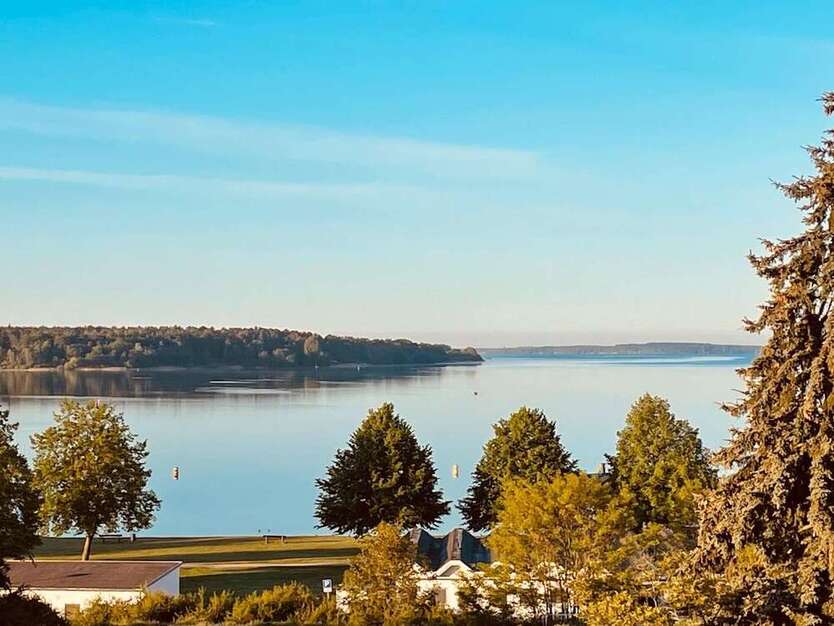 Haus zum Kaufen in Waren(Müritz) 1.750.000 € 228 m²