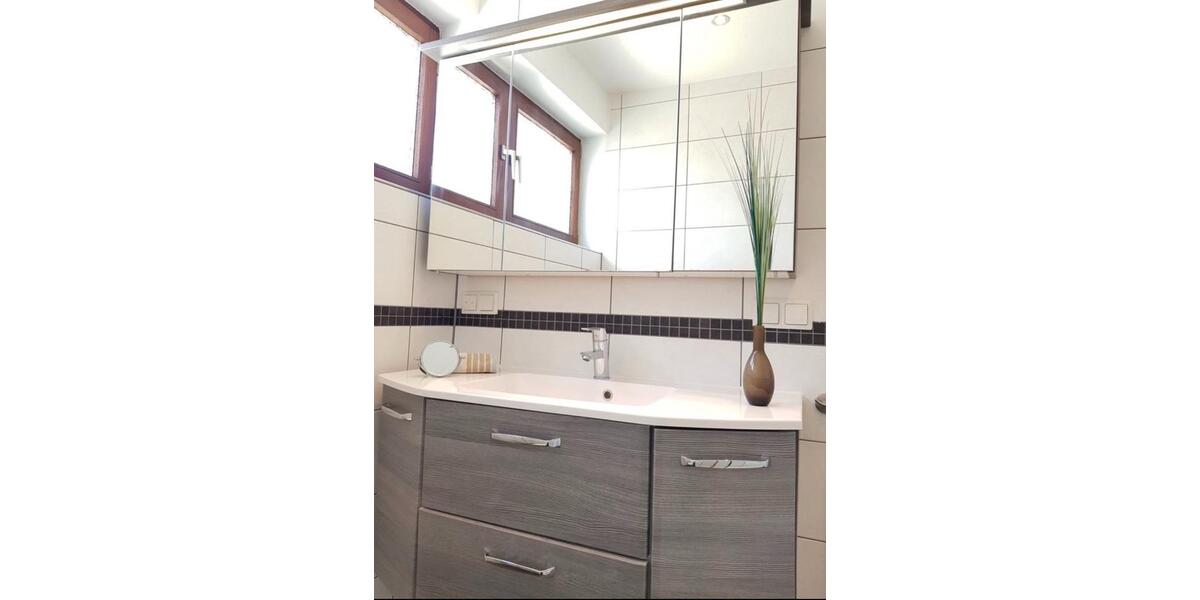 Etagenwohnung Bad Pyrmont - 2.5 Zimmer, 60 m&sup2;, 114.000&euro; | Angebot:27114735