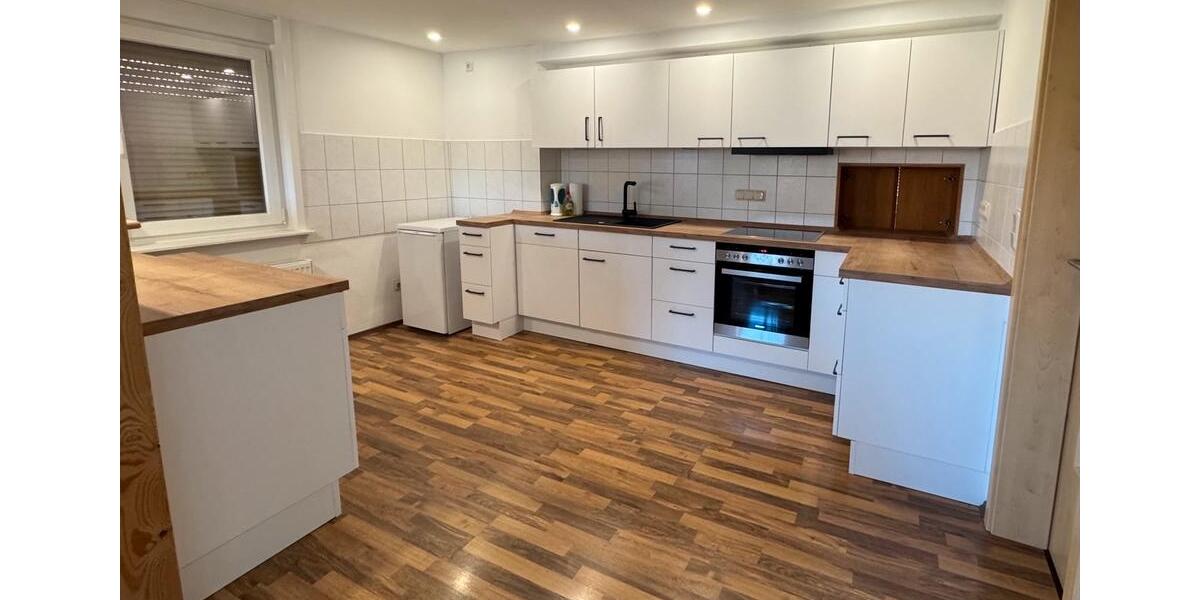 Einfamilienhaus Friedland - 5 Zimmer, 150 m&sup2;, 1.200&euro; | Angebot:26366740