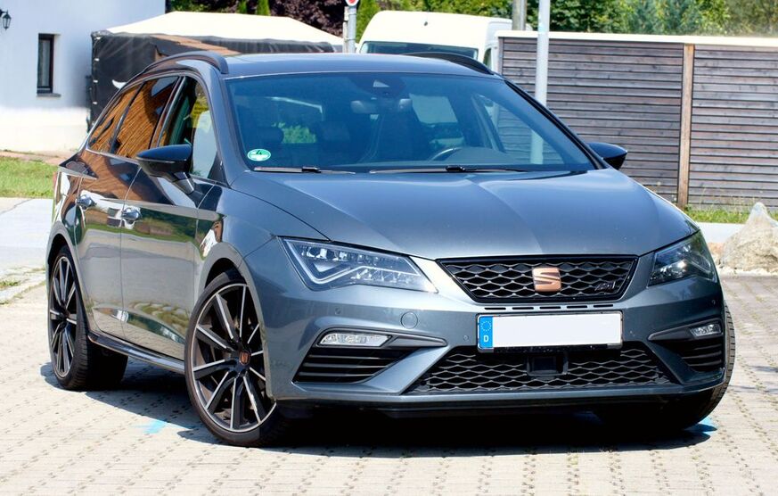 Seat Leon 124.000 km 20.500 € Neuhaus am Inn 94501
