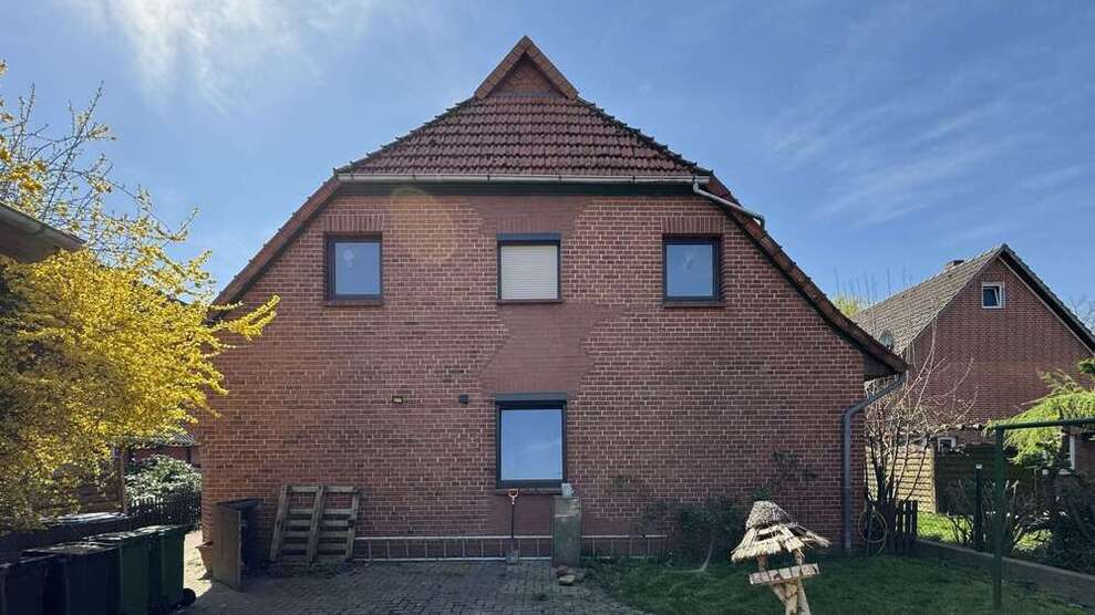 Haus zum Kaufen in Verden 299.000 € 310 m²