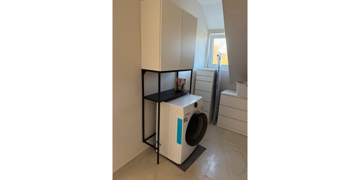 Doppelhaushälfte Laatzen - 7 Zimmer, 160 m&sup2;, 1.800&euro; | Angebot:24703027