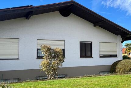 2 zimmer Wohnung mit Verfügung zum Garten und Parkplatz zimmer