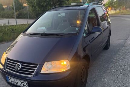VW Sharan 210.000 km 3.300 &euro; Freising 85354