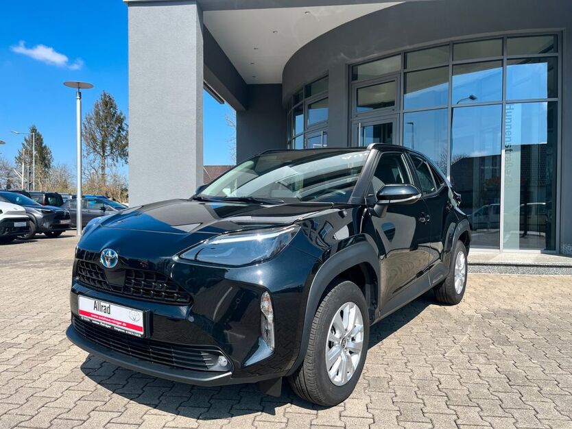 Toyota Yaris Cross 12.700 km 25.999 € Königsbrunn / Augsburg 86343