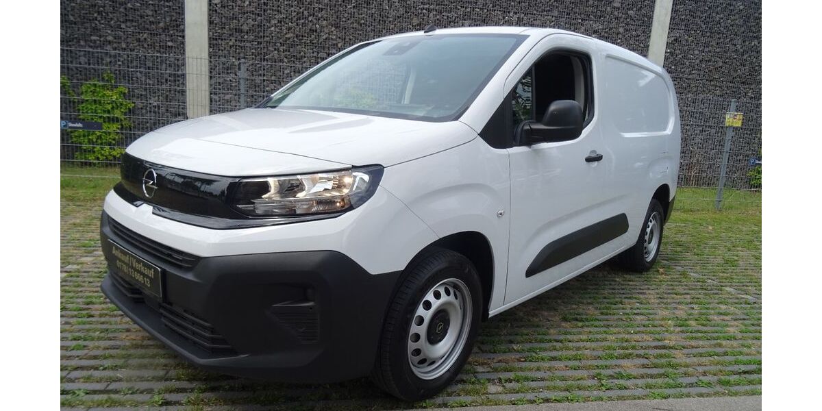 Opel Combo 3.000 km 22.950 &euro; München 81249