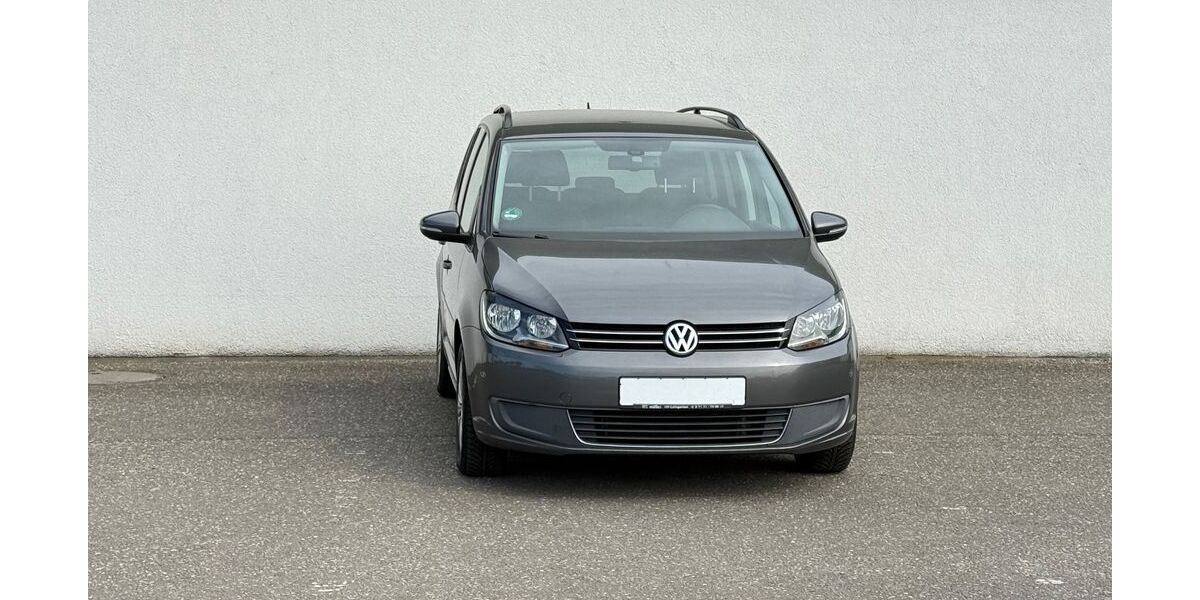 VW Touran 190.000 km 3.999 &euro; Kandel 76870
