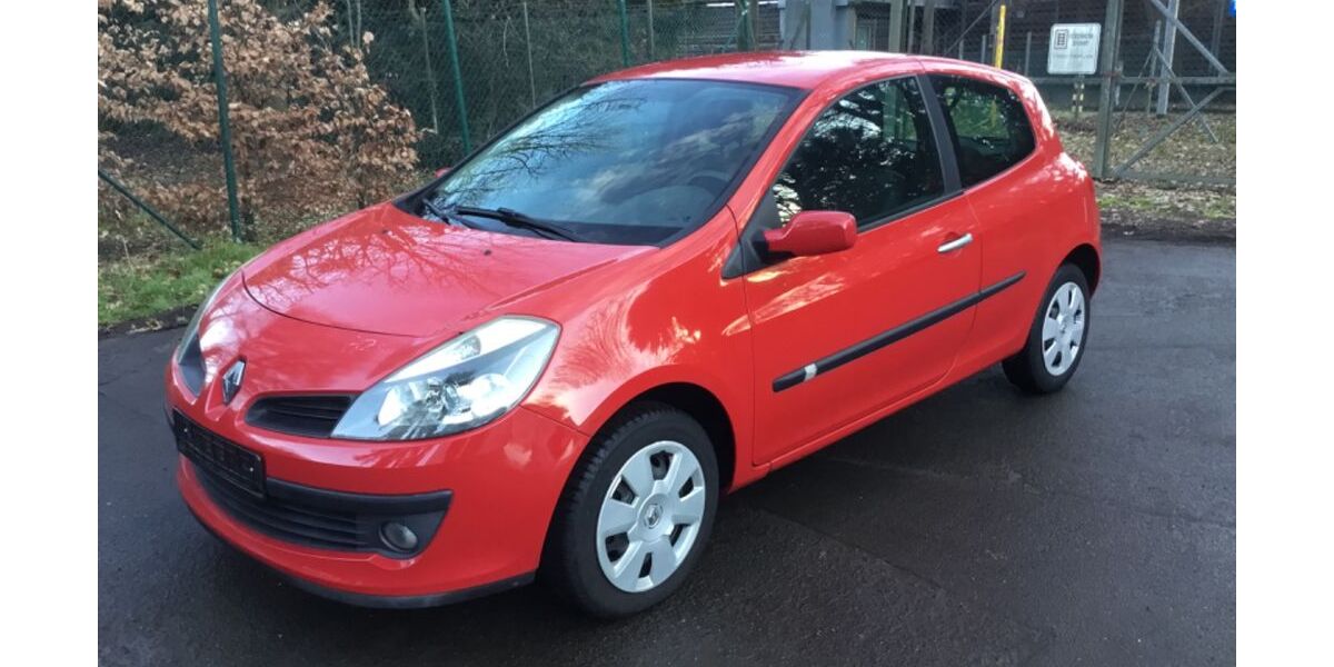 Renault Clio 162.366 km 2.250 &euro; Siegburg 53721