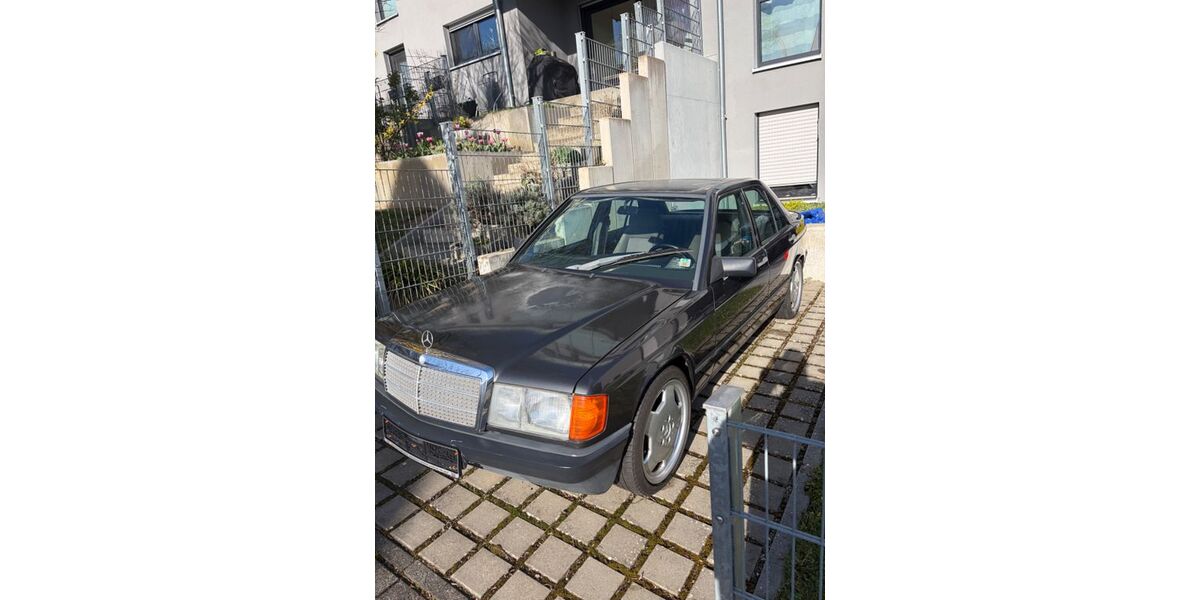 Mercedes-Benz 190 116.000 km 10.990 &euro; Forchheim 91301