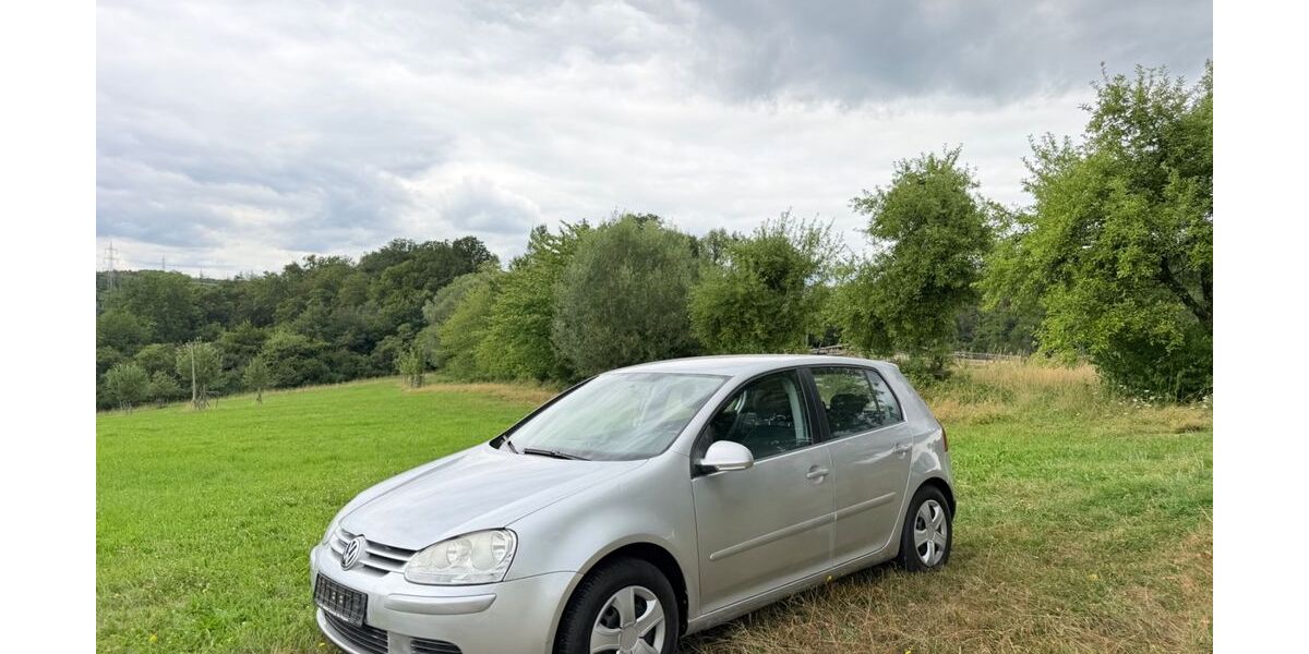 VW Golf 192.000 km 1.299 &euro; Asbach 53567