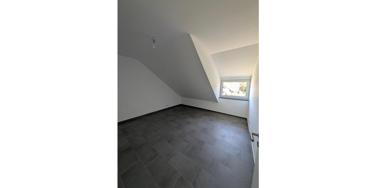 Etagenwohnung Lübbecke - 3 Zimmer, 86 m&sup2;, 989&euro; | Angebot:26332886
