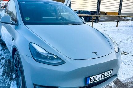 Tesla Model Y 31.792 km 38.500 &euro; Maxhütte 93142