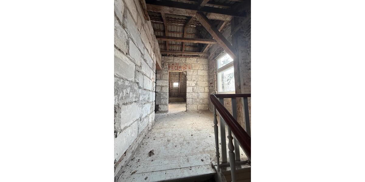 Villa Grabow - 26 Zimmer, 520 m&sup2;, 190.000&euro; | Angebot:25750799