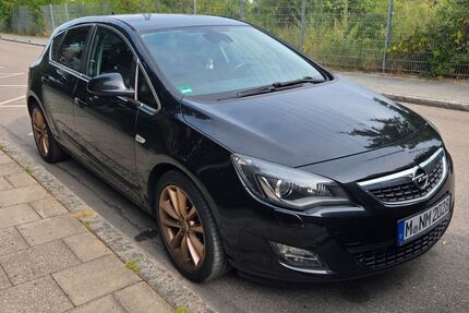 Opel Astra 160.000 km 7.499 &euro; München 81245