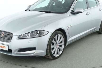 Jaguar XF 109.503 km 16.330 &euro; Hamburg 22529