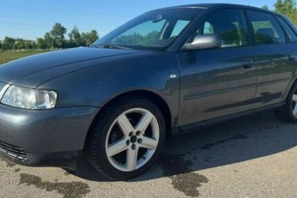 Audi A3 170.000 km 3.990 &euro; Traunreut 83301