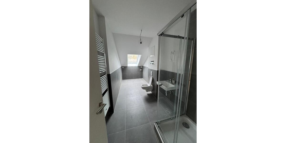 Dachgeschoßwohnung Berlin Treptow-Köpenick - 2 Zimmer, 63 m&sup2;, 1.225&euro; | Angebot:26633427