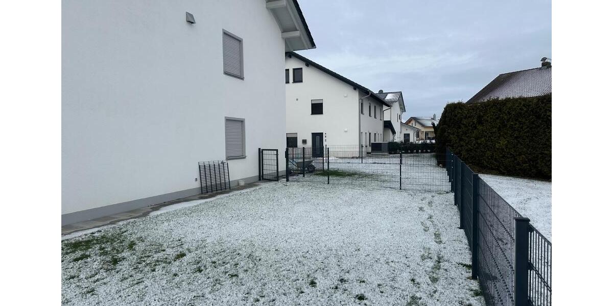 Doppelhaushälfte Osterhofen - 6 Zimmer, 175 m&sup2;, 1.400&euro; | Angebot:24832218