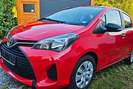 Toyota Yaris 11.900 km 10.990 &euro; Falkenfels 94350