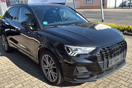 Audi Q3 142.200 km 29.980 &euro; Mönchengladbach 41063