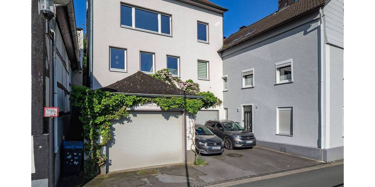 Mehrfamilienhaus, Wohnhaus Arnsberg Obereimer - 8 Zimmer, 207 m&sup2;, 209.000&euro; | Angebot:25664459