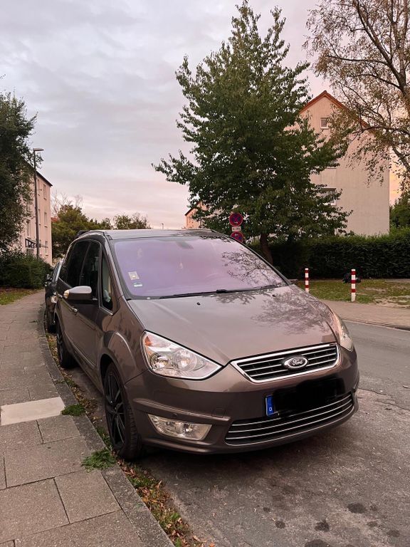 Ford Galaxy 197.560 km 8.500 € Bad Salzuflen 32105