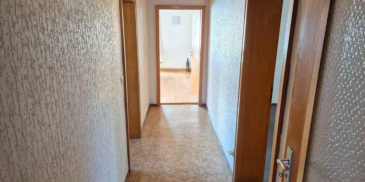 Mehrfamilienhaus, Wohnhaus Burkardroth Wollbach - 6 Zimmer, 159 m&sup2;, 189.000&euro; | Angebot:23941603