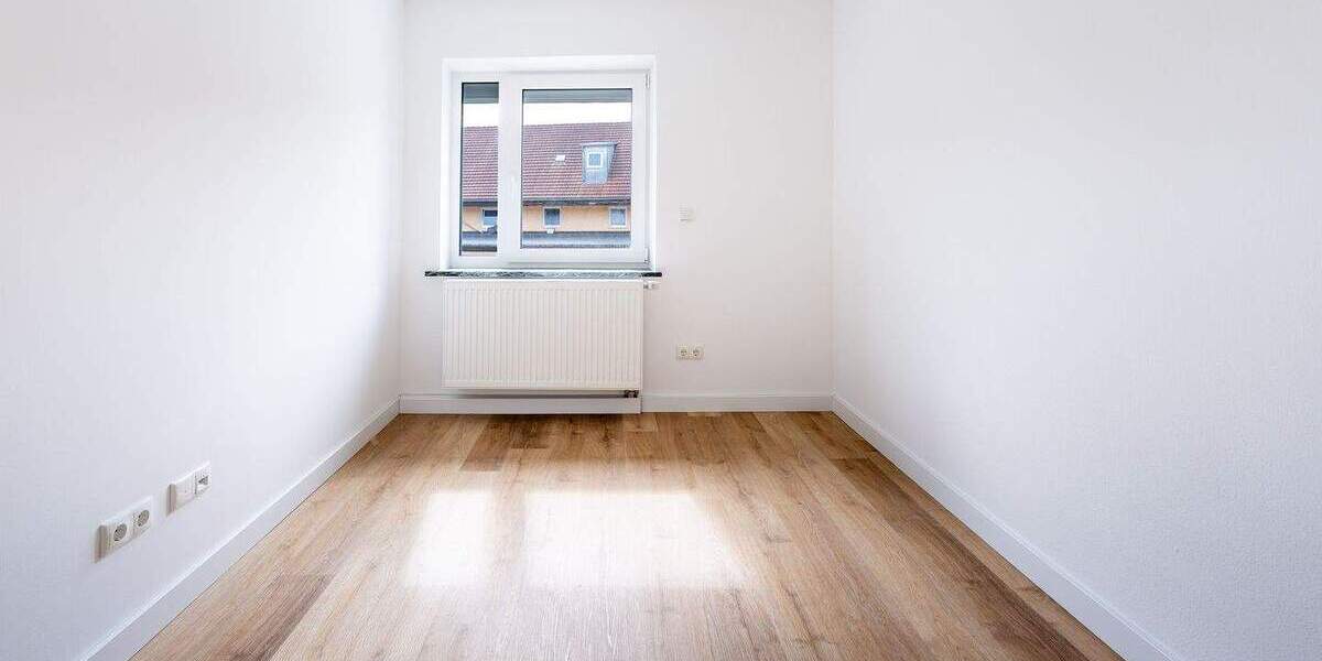 Reihenmittelhaus Straubing - 4 Zimmer, 121 m&sup2;, 1.140&euro; | Angebot:25399325