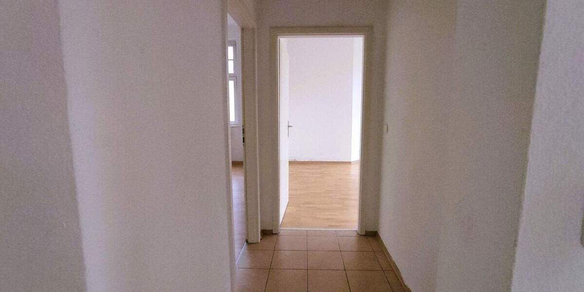 Etagenwohnung Bitterfeld Kraftwerksiedlung - 3 Zimmer, 74 m&sup2;, 67.500&euro; | Angebot:25704673