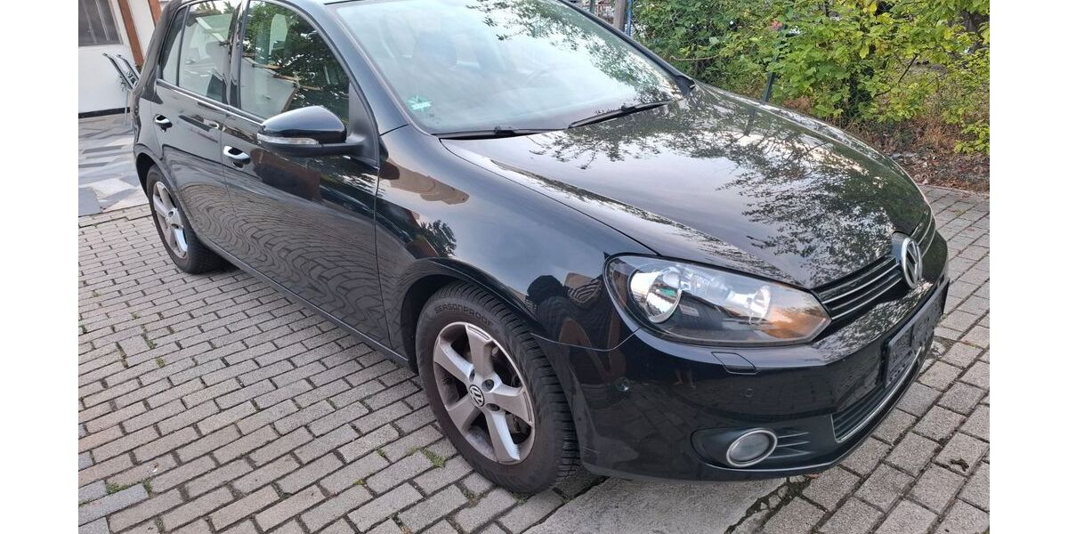 VW Golf 223.000 km 3.950 &euro; Walldorf (bei Heidelberg) 69190