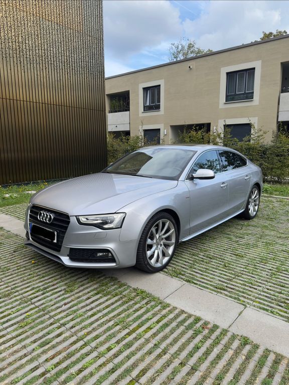 Audi A5 204.900 km 14.990 € Rüsselsheim 65428