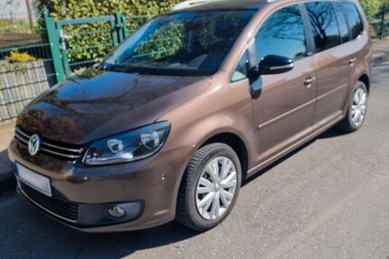VW Touran 230.000 km 6.000 &euro; Solingen 42659