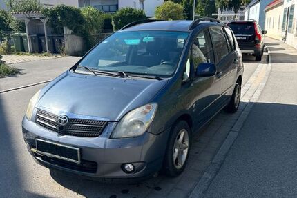 Toyota Corolla Verso 245.000 km 800 &euro; Zeitlarn 93197