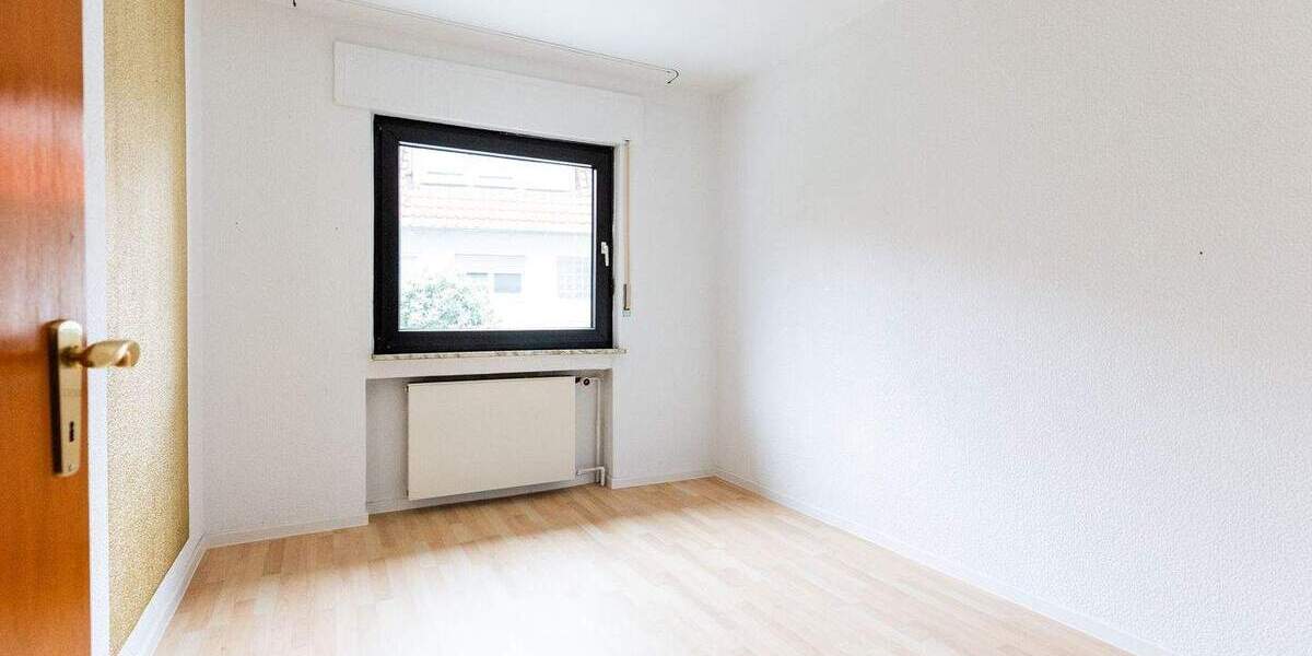 Mehrfamilienhaus, Wohnhaus Bischofsheim - 8 Zimmer, 229 m&sup2;, 695.000&euro; | Angebot:25768288