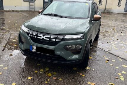 Dacia Spring 16.056 km 15.000 € Berlin 12487