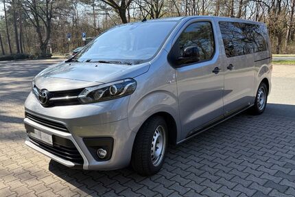 Toyota Proace (Verso) 63.200 km 43.500 &euro; Oerlinghausen 33813