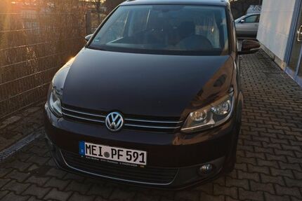 VW Touran 274.000 km 5.300 &euro; Niederau 01689